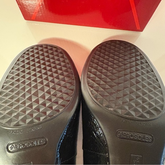 NWT New in Box Shiny Aerosoles Black Heels Size 8.5 Medium Width - Picture 7 of 11